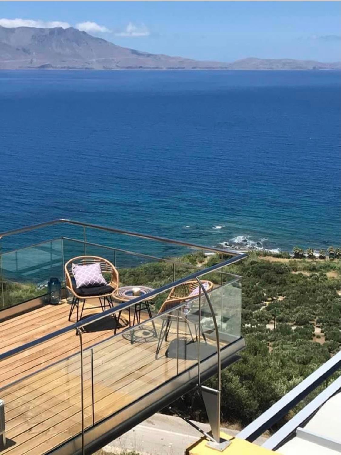 Beachfront Ravdoucha Epavlis Eleni Villa - Pool, Hot Tub, Gym, Sauna, Private Parking, Wifi Chania  Exteriör bild