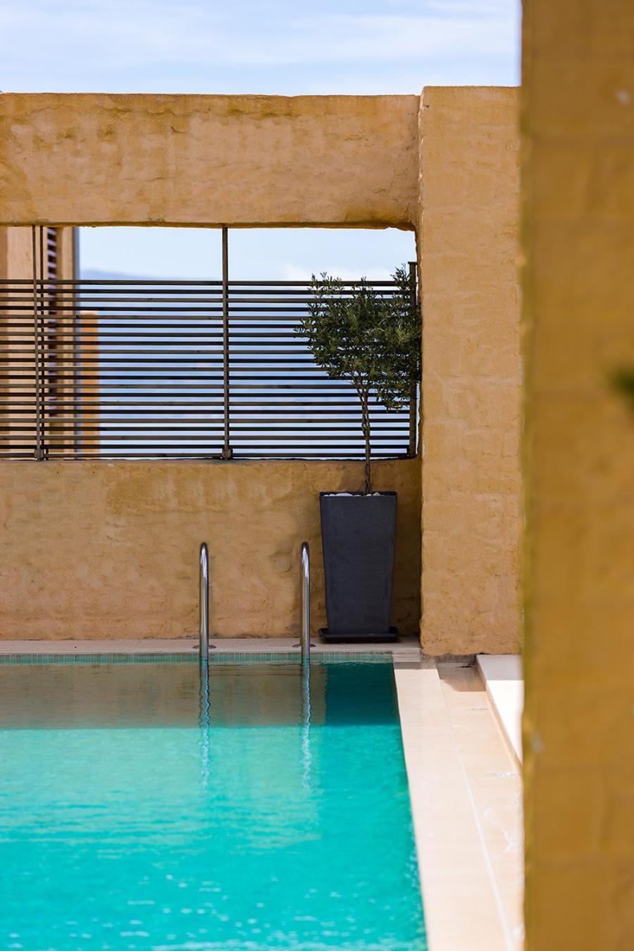 Beachfront Ravdoucha Epavlis Eleni Villa - Pool, Hot Tub, Gym, Sauna, Private Parking, Wifi Chania  Exteriör bild