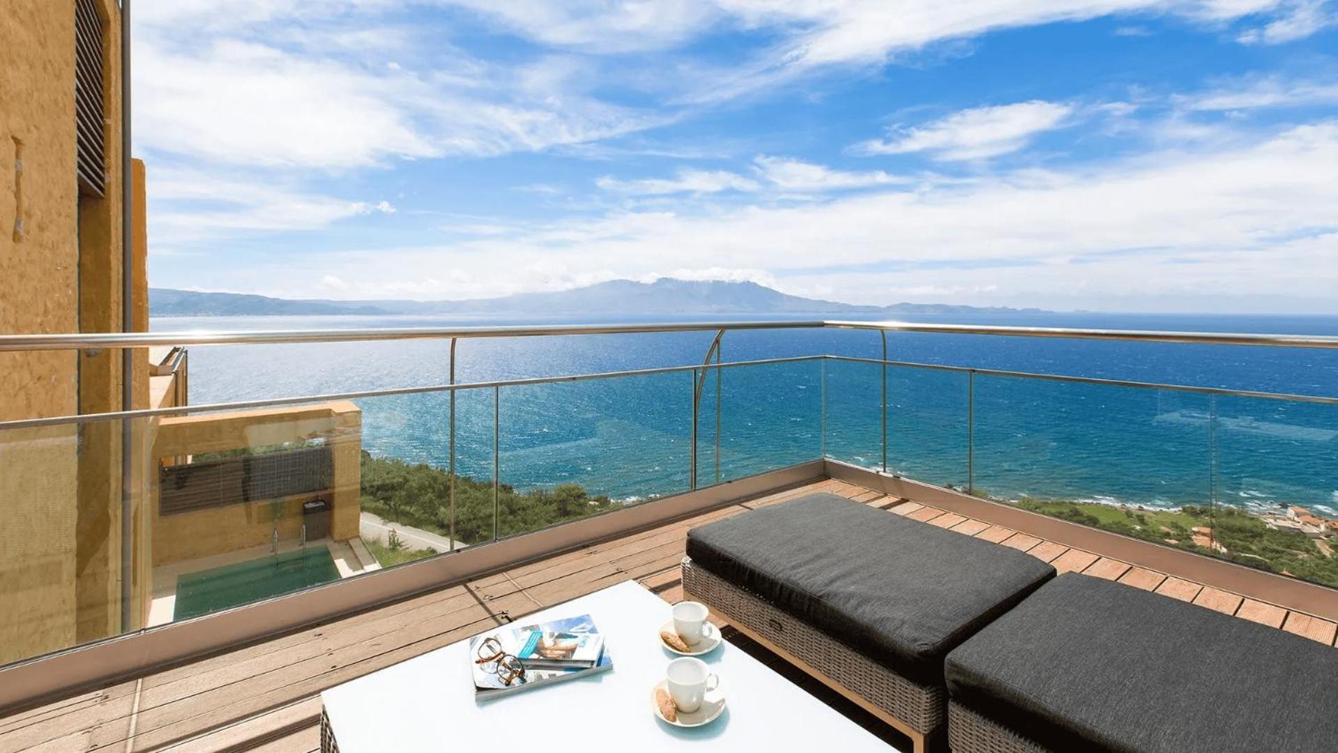 Beachfront Ravdoucha Epavlis Eleni Villa - Pool, Hot Tub, Gym, Sauna, Private Parking, Wifi Chania  Exteriör bild
